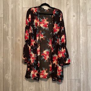 Black & Pink Floral Bell Sleeve Kimono